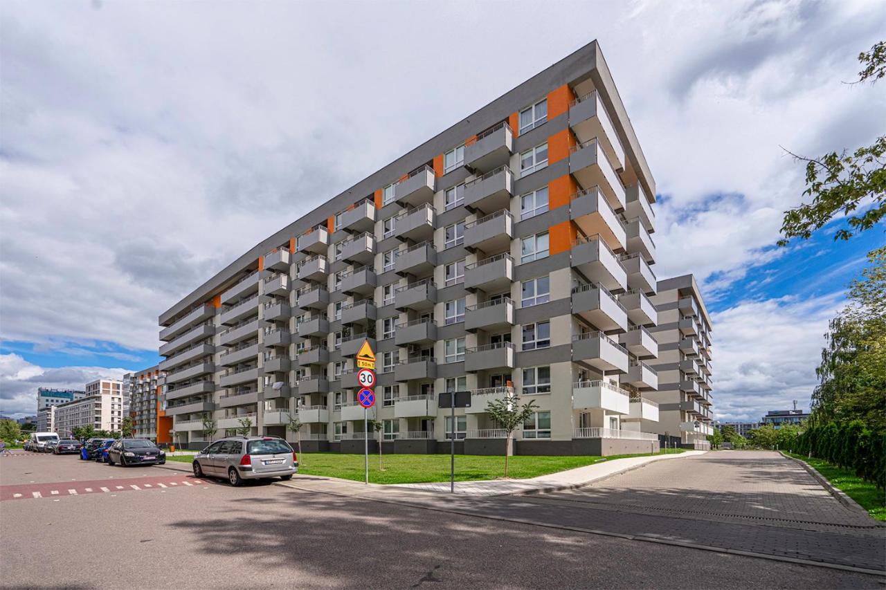 Lotnisko Chopina Modern Warsaw