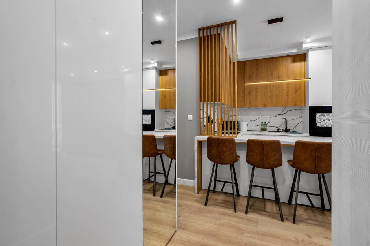 Apartment Lotnisko Chopina Modern